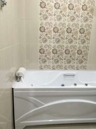 Мини-отель Щедрино Ярославль 3-местная комната стандарт с ванной-5