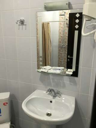 Мини-отель Щедрино Ярославль Комната эконом с 1 двуспальной кроватью-6